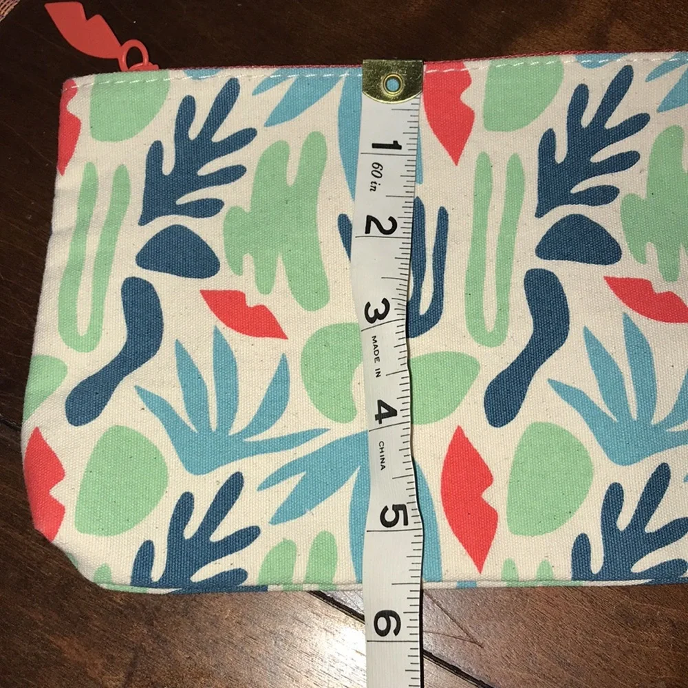 IPSY Cloth Lips and Plant Print Zippered Makeup Cosmetic Bag